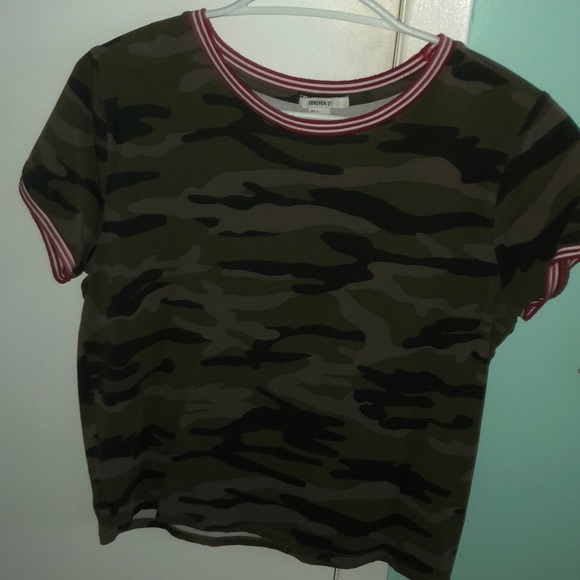 Forever 21 camo t shirt! - Picture 1 of 2